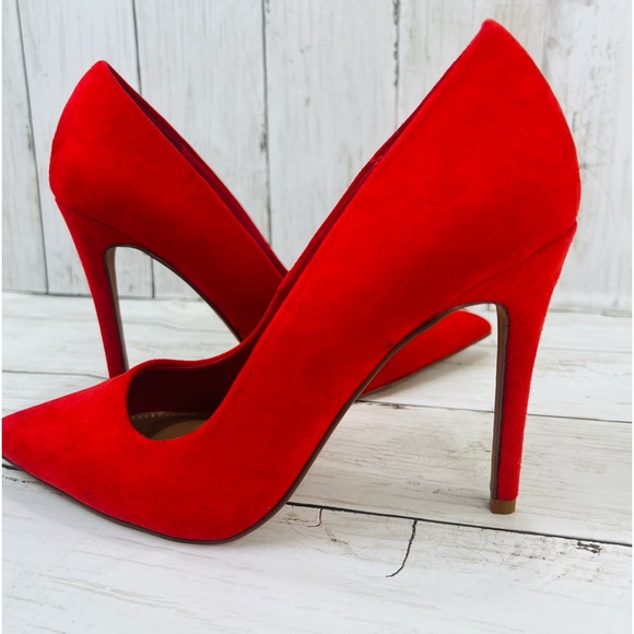 Women's Giselle Shoedazzle, Faux Suede, red Stiletto High Heels Size 7 - Picture 3 of 13